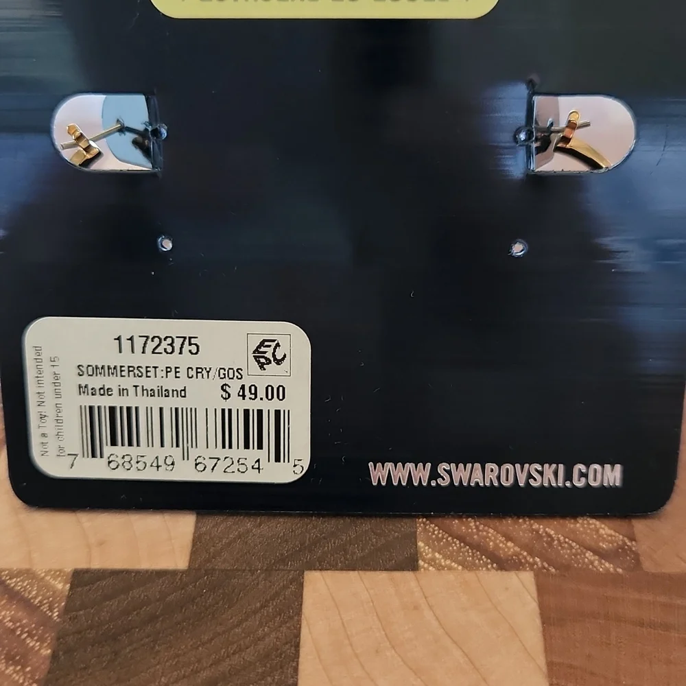 NWT Swarovski Gold Crystal Loops - Picture 2 of 4